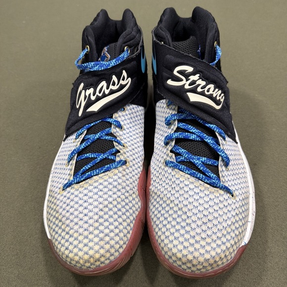 RARE‎ 11.5 Nike Kyrie 2 Doernbecher 2016 No Box CLEAN!!